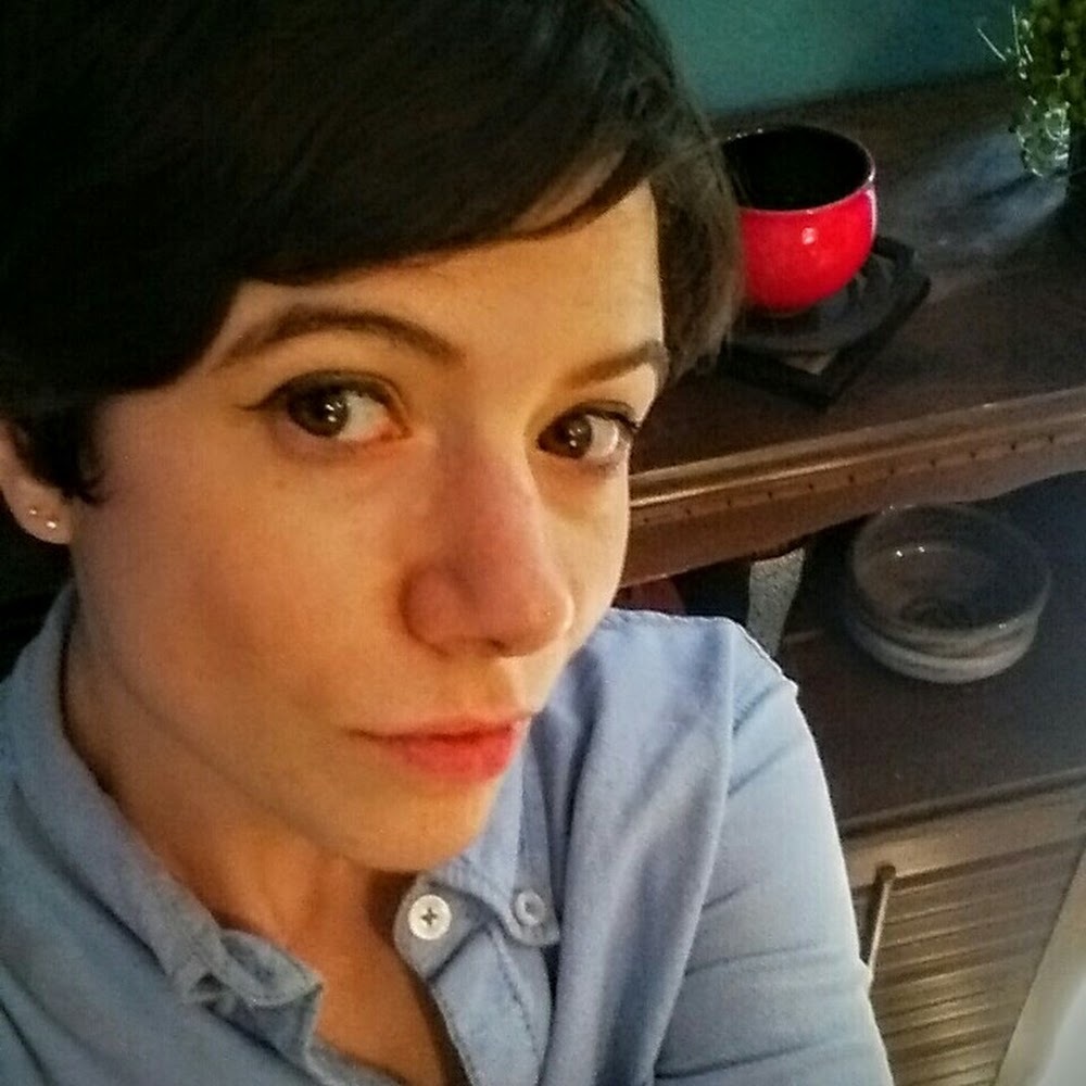 Meet your Posher, Loryn